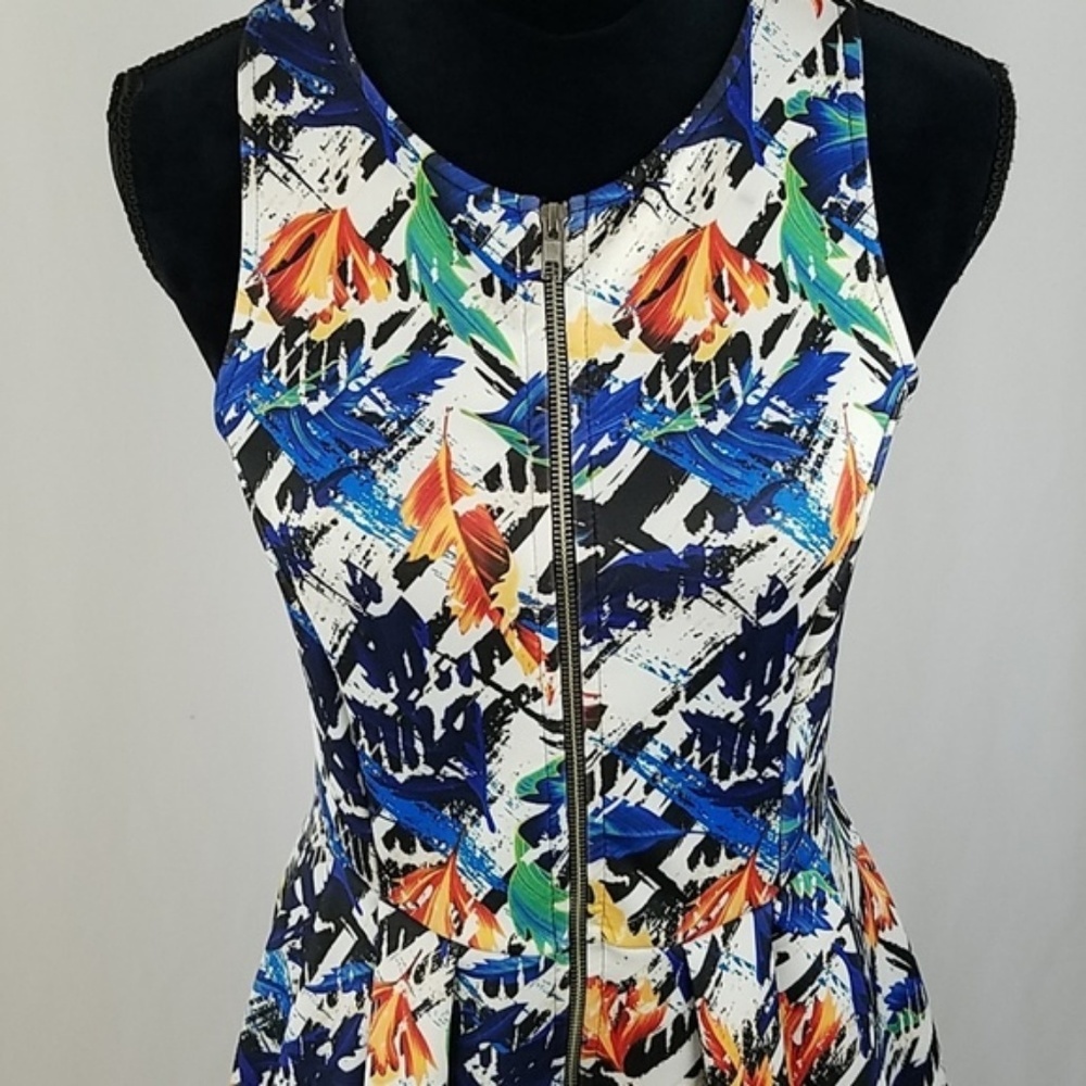 Romeo + Juliet Couture M fit‎ and flare dress halter exposed front zipper - Picture 4 of 5